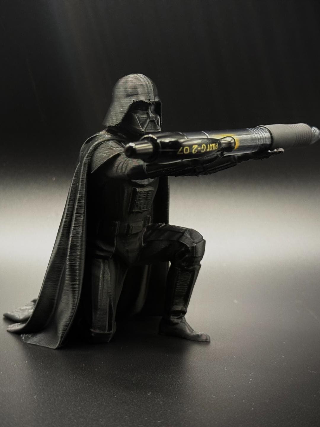 Darth Vader Pen Holder, 3D Printed Star Wars Desk Organizer, Custom Pencil Holder, Office Desk Decoration, Gift for Star Wars Fans
